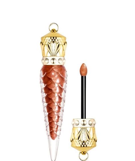 louis vuitton lip gloss.